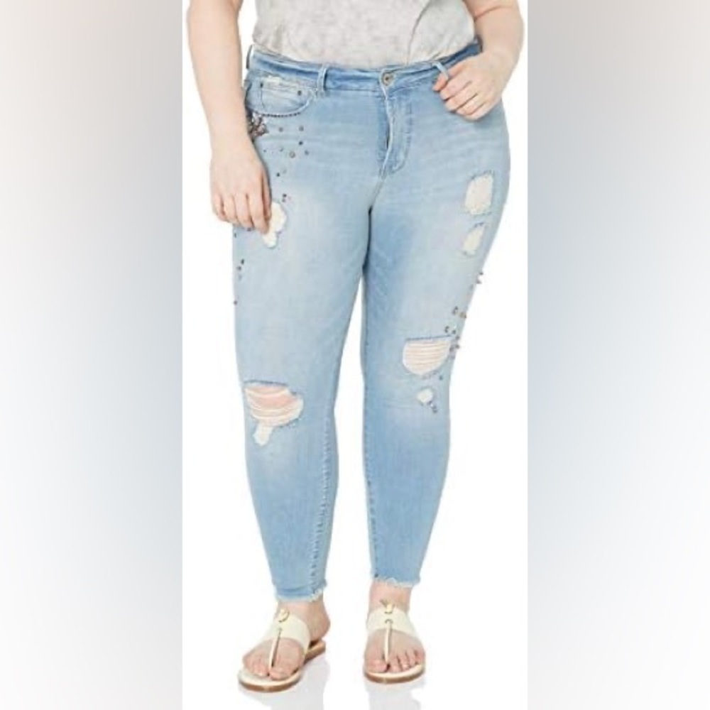Rebel Wilson X Angels Crop Jeans Distressed Blue